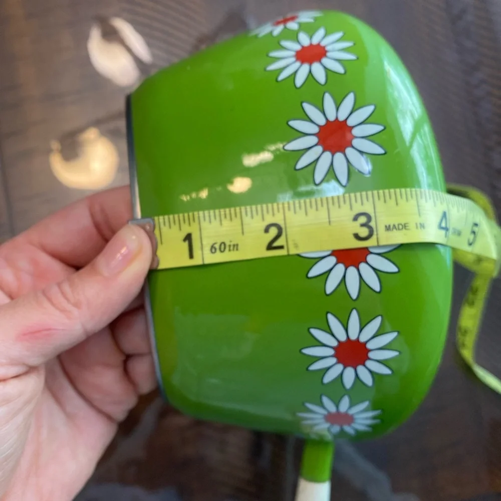 Green Floral fondue/ saucepan